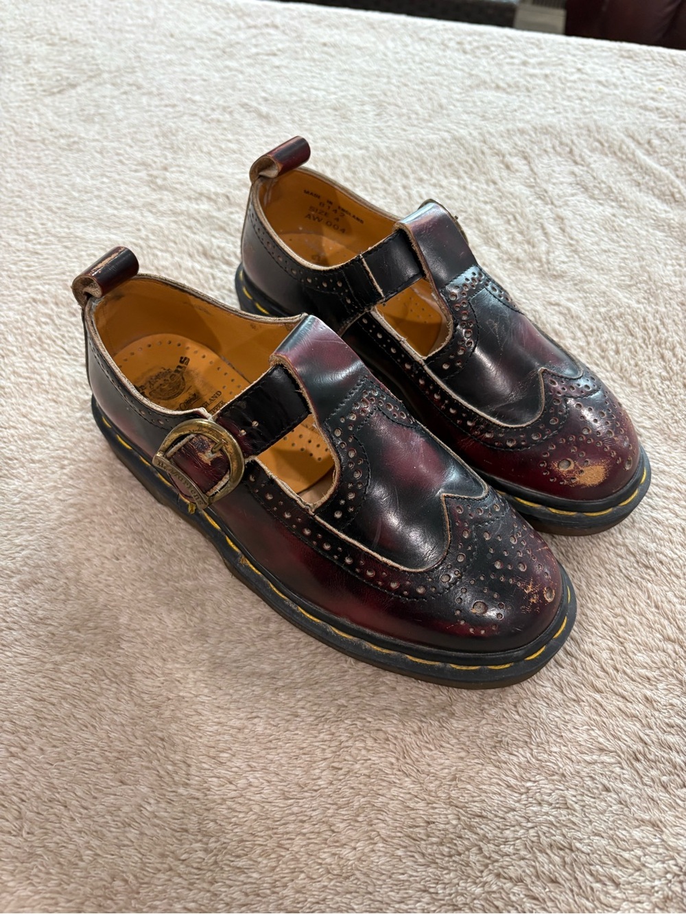 VTG Dr. Martens 8142 Oxblood Wingtip Mary Janes T-Strap Size UK 4 / US 6